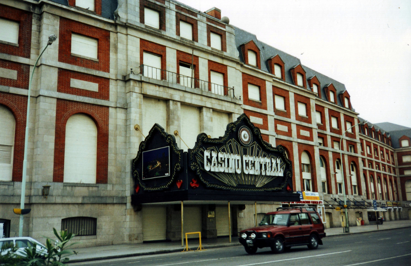 Casino con Cartel