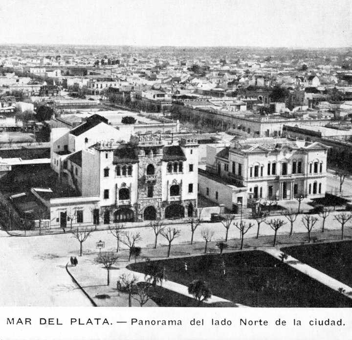Palacio Municipal y Teatro Colon