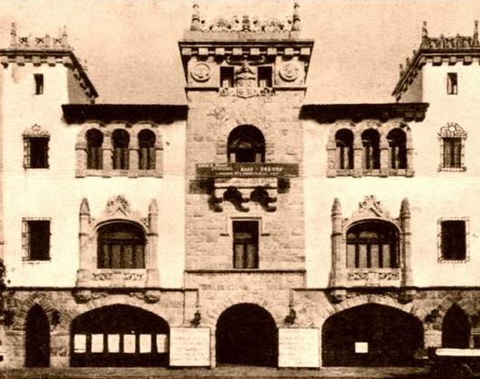 Teatro Colon frente
