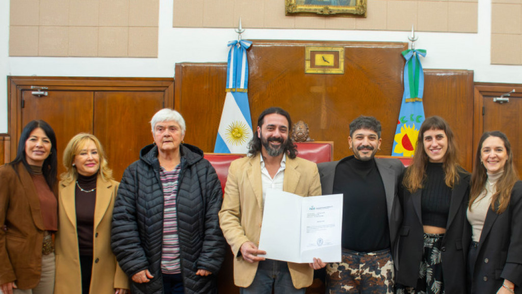 Reconocimiento a la obra de teatro infantil MorMalhu