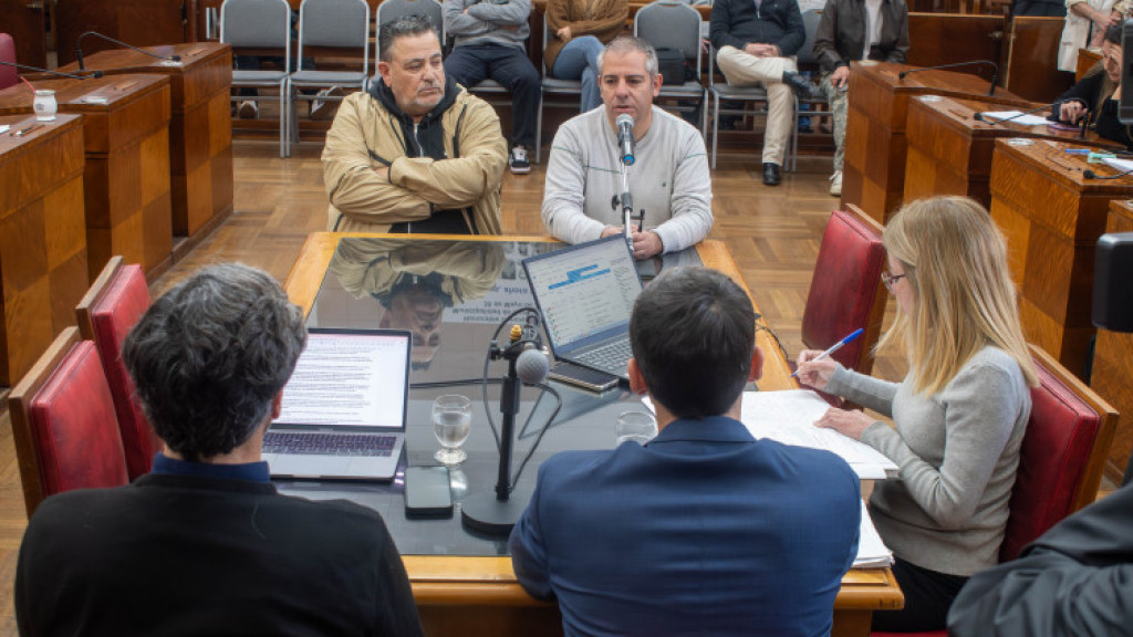 Reunión conjunta de Movilidad y Legislación para tratar expedientes sobre aplicaciones de transporte de pasajeros